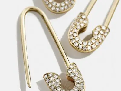 Unique Pin Rhinestone Earrings: Sparkling Alloy Rhinestone Stud Earrings
