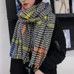 Elegance Meets Warmth/ Thousand Birds Check Scarf Shawl