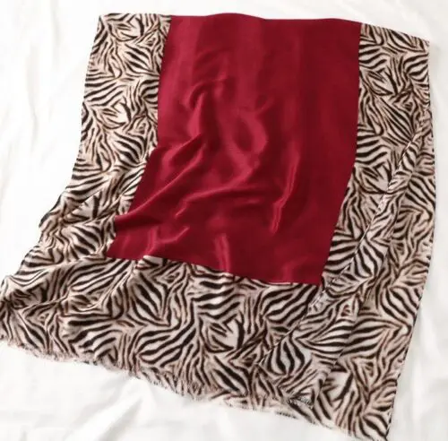 Stylish Unisex Leopard Print Cotton Scarf – Long and Casual Gauze Design