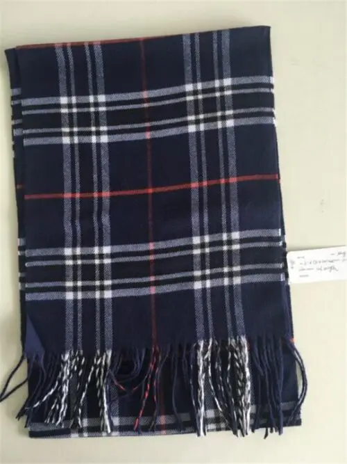 Synthetic Cashmere Scarf for a Cozy Winter