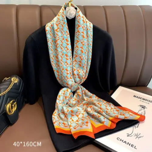 Sun Protection with Style: Women’s Mid-Length Scarf – Simple and Elegant