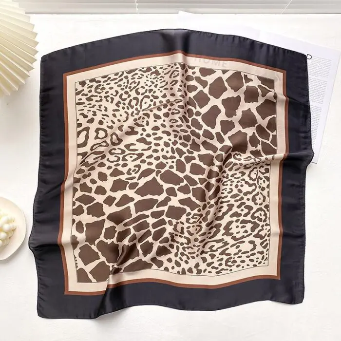 Stylish and Versatile Color-Matching Simulation Silk Square Scarf