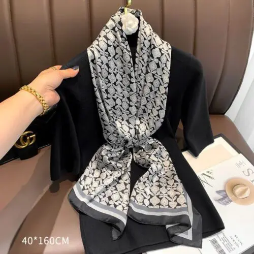 Sun Protection with Style: Women’s Mid-Length Scarf – Simple and Elegant