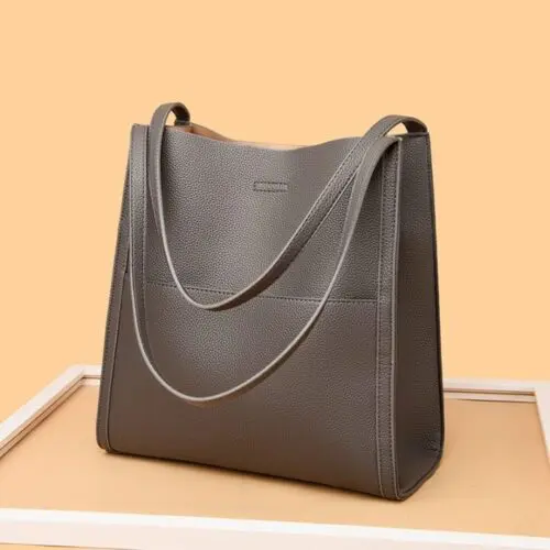 Large Capacity Tote Bag for Women - Stylish Commuter and Hand-Carrying Bag
