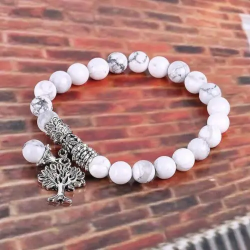 Frosted White Pine Bead Bracelet – Vintage Elegance with Natural Beauty