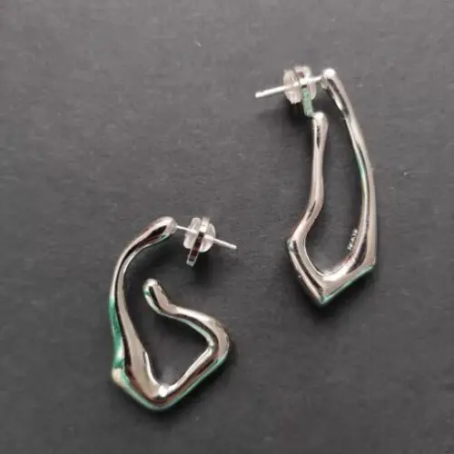 Edgy 925 Silver Venom Earrings – Retro Trend Liquid Design