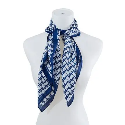 Luxurious Silk Scarf with Versatile Patterns- Elevate Your Style with Timeless Elegance