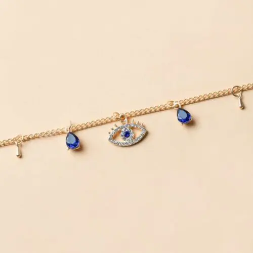 Alluring Gold-Plated Devil's Crystal Necklace – Embrace Gilded Elegance and Enigmatic Style