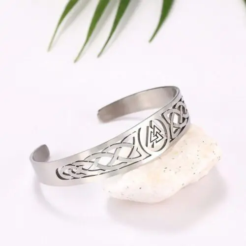 Powerful Valknut Bracelet and Celtic Design