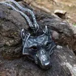 Handcrafted Norse Grey Wolf Head Pendant Chain- Embrace Viking Spirit with Artisan Craftsmanship