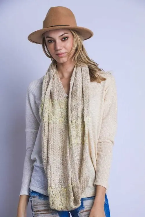 Dual-Toned Infinity String Scarf Versatile Sophistication for Fall Fashion