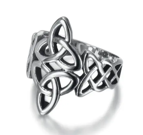Handcrafted Stainless Steel Triquetra Ring – Symbolic Craftsmanship Inspired by Tradition