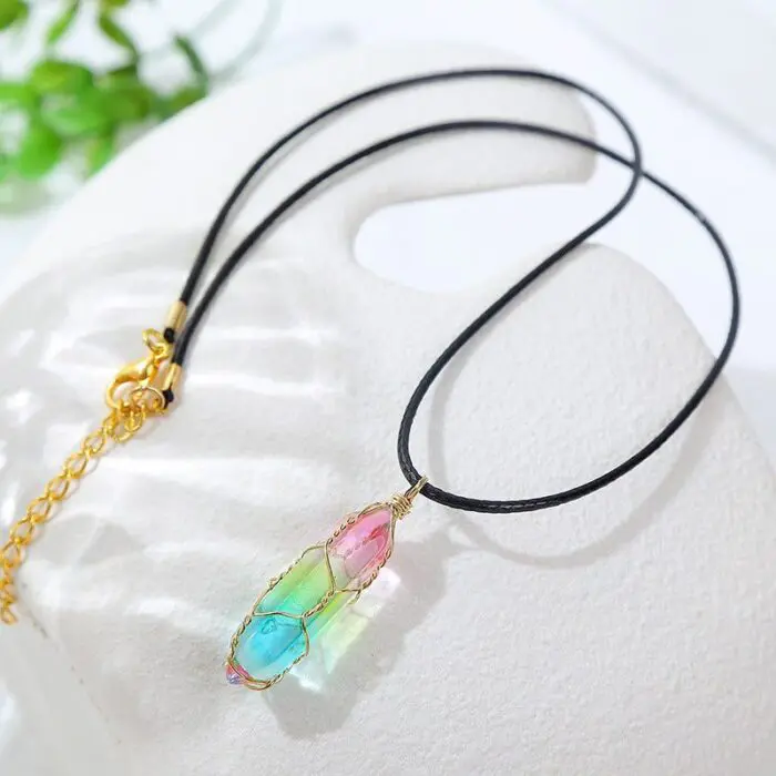 Transparent Geometric Diamond Crystal Necklace- Elegant Women’s Accessory for Modern Style