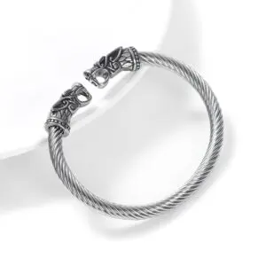 Epic Asgard Grey Wolf's Head Bracelet – Channel the Spirit of the Norse with Intricately Crafted Design