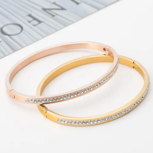 Sleek Diamond-Opening Stainless Steel Bracelet – Sophisticated Elegance in Every Detail