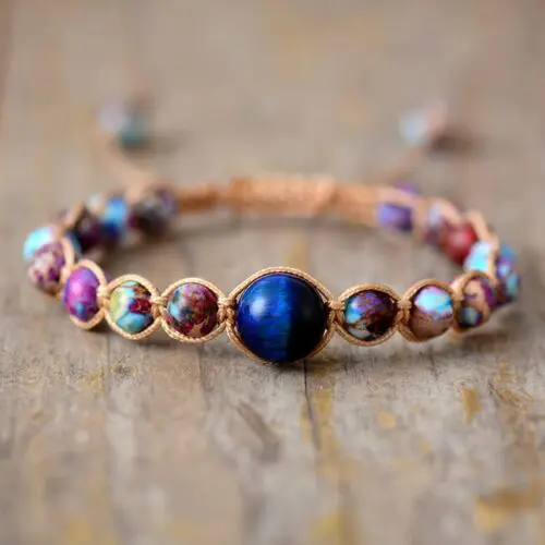 Adjustable Hand-Woven Friendship Bracelet – Symbol of Bond and Craftsmanship for Lasting Connections