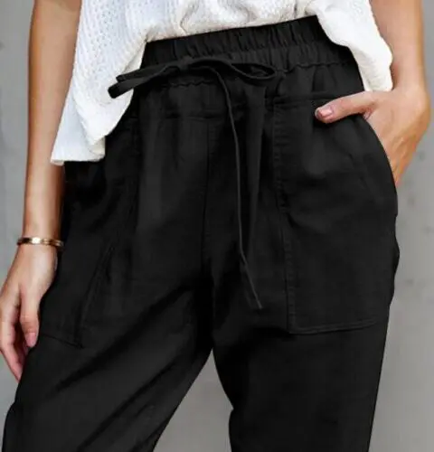 Versatile Black Pants with Convenient Pockets for Casual Comfort