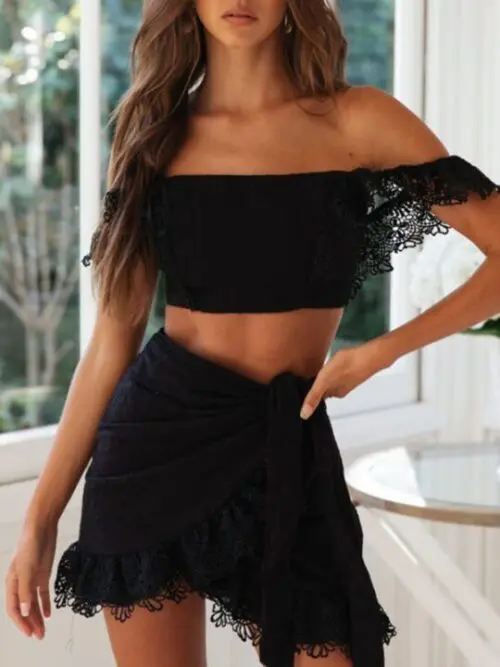 Solid Color Lace Off-shoulder Top And Raffle Skirt Match Set