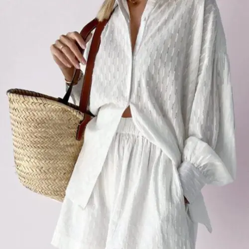 Sophisticated Jacquard Set / Puff Sleeve Top and Casual Shorts