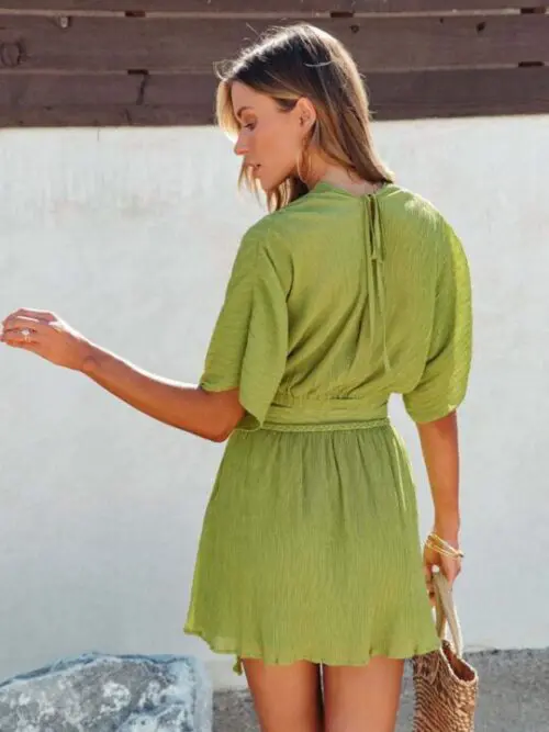 Elegant Cross Open Back Suit / V-Neck Jacket and Slit Short Skirt