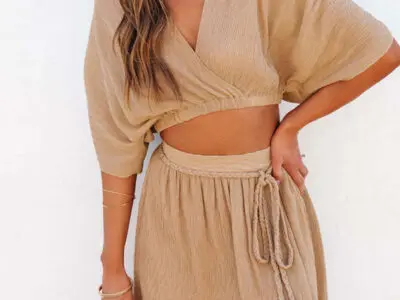 Elegant Cross Open Back Suit / V-Neck Jacket and Slit Short Skirt