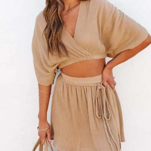 Elegant Cross Open Back Suit / V-Neck Jacket and Slit Short Skirt