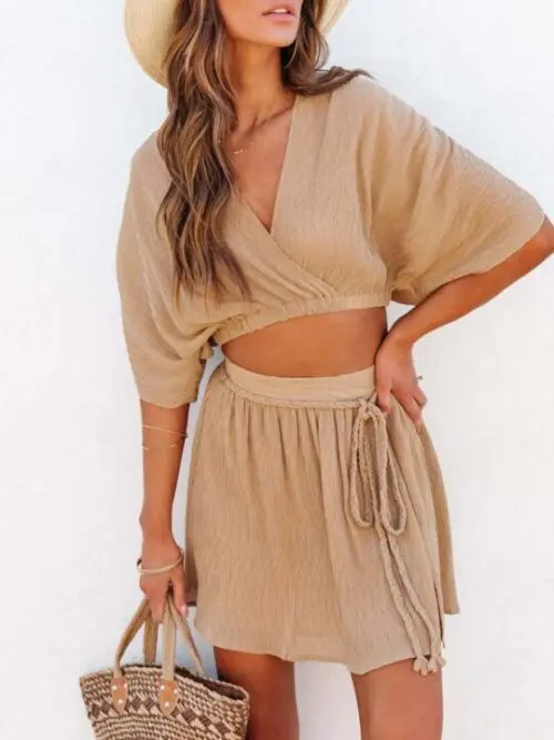 Elegant Cross Open Back Suit / V-Neck Jacket and Slit Short Skirt