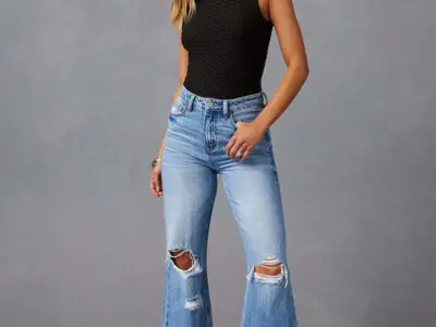 High-Waist Ripped Jeans / Micro-Boom Washed Style