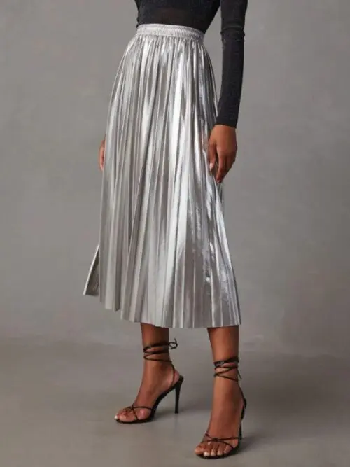 New High-Waisted A-Line Mid-Length Skirt with Shimmering Pleats