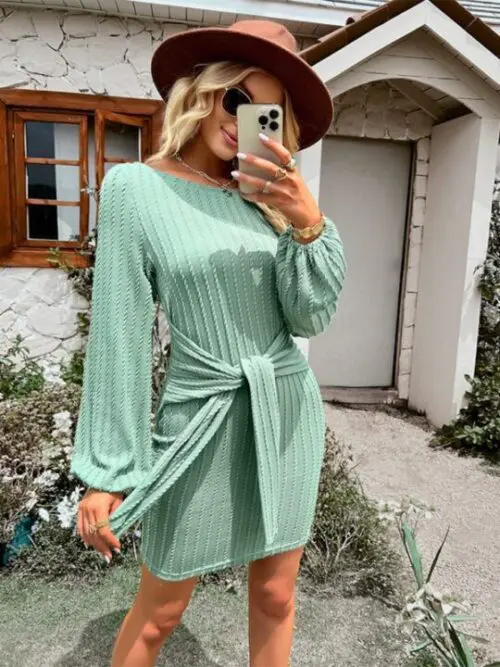 Waist-Slimming Long Sleeve Round Neck Dress