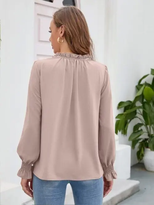 Chic Long Sleeve Shirt | A Stylish Women’s Top
