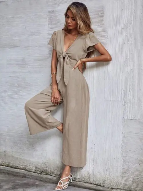 Short-Sleeved V-Neck Cropped Jumpsuit