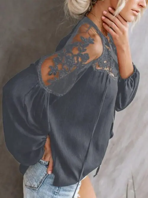 Versatile Lace Short-Sleeved T-Shirt