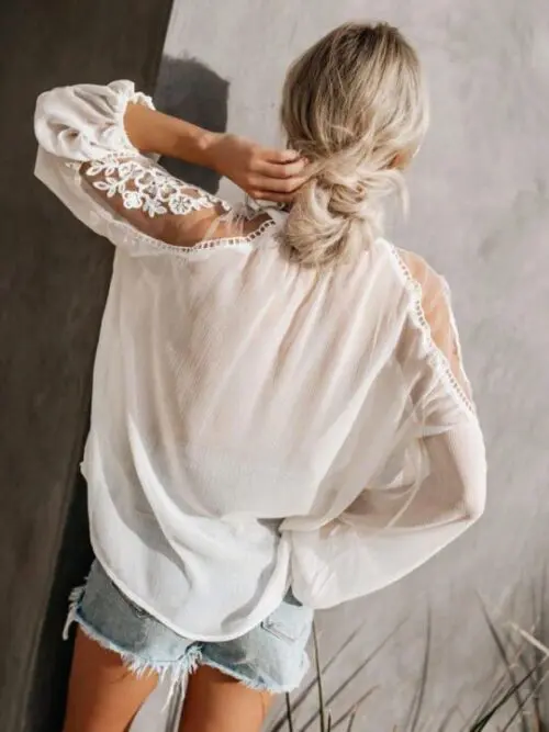 Versatile Lace Short-Sleeved T-Shirt