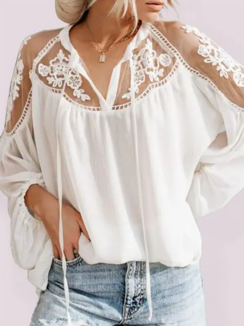 Versatile Lace Short-Sleeved T-Shirt