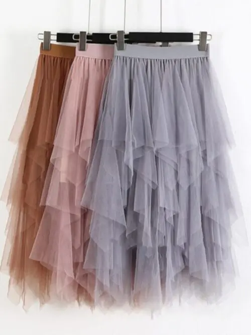Elegant Mid-Length Skirt with High Waist and Mesh for a Slimming Effect