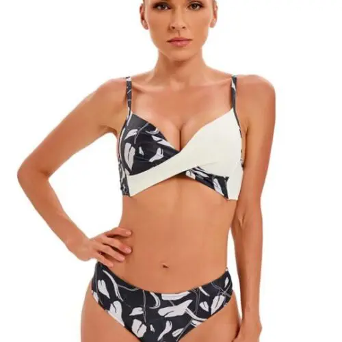Chic Harmony-Sensual Color-Matching Bikini Set