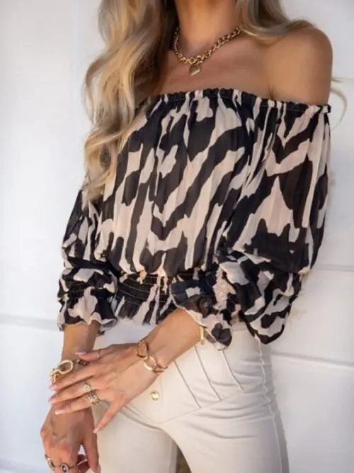 Off-Shoulder Printed Short Sleeve Top