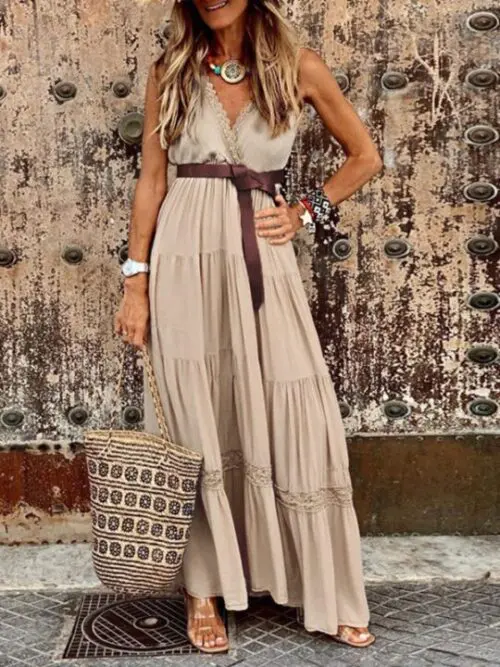 Chic French-Style High-Waist V-Neck Maxi Dress with Elegant Stitching