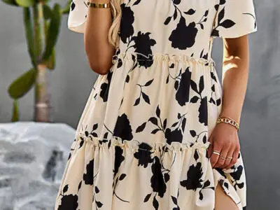 Floral Fantasy Short Sleeve Dress with Casual Fashion and Vibrant Print
