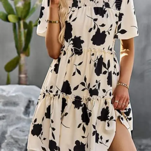 Floral Fantasy Short Sleeve Dress with Casual Fashion and Vibrant Print