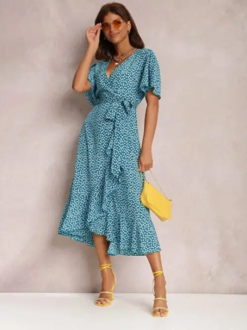 V-Neck Tie-Print Short-Sleeved Dress with Flair