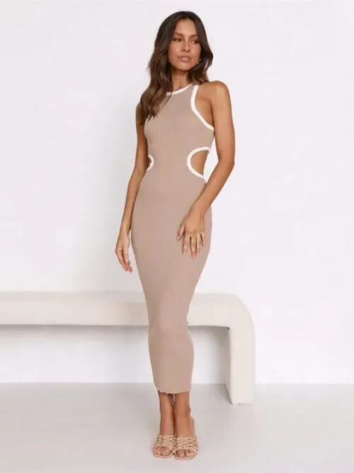 Stylish Round Neck Colorblock Dress with Waist-Defining Elegance
