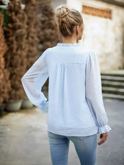 Temperament and elegant v-neck knotted long-sleeved top blouse