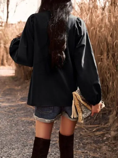 Chic Solid Color V-Neck Long-Sleeved Top for Stylish Commuting