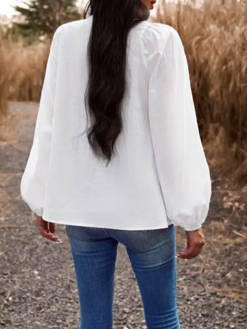 Chic Solid Color V-Neck Long-Sleeved Top for Stylish Commuting