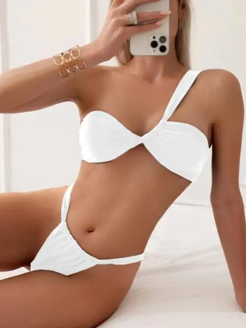 One-Shoulder Solid Color Split Swimsuit