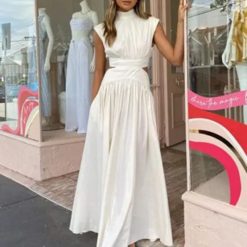 Sleek Solid Color Pleated Maxi Dress with Exposed Waist Detail