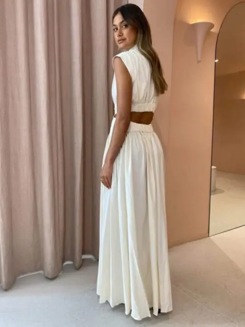 Sleek Solid Color Pleated Maxi Dress with Exposed Waist Detail