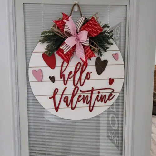 Vintage Wooden Sign | "Hello Valentine" 3D Door Sign - Rustic Farmhouse Decor with Heart Accents for Valentine’s Day